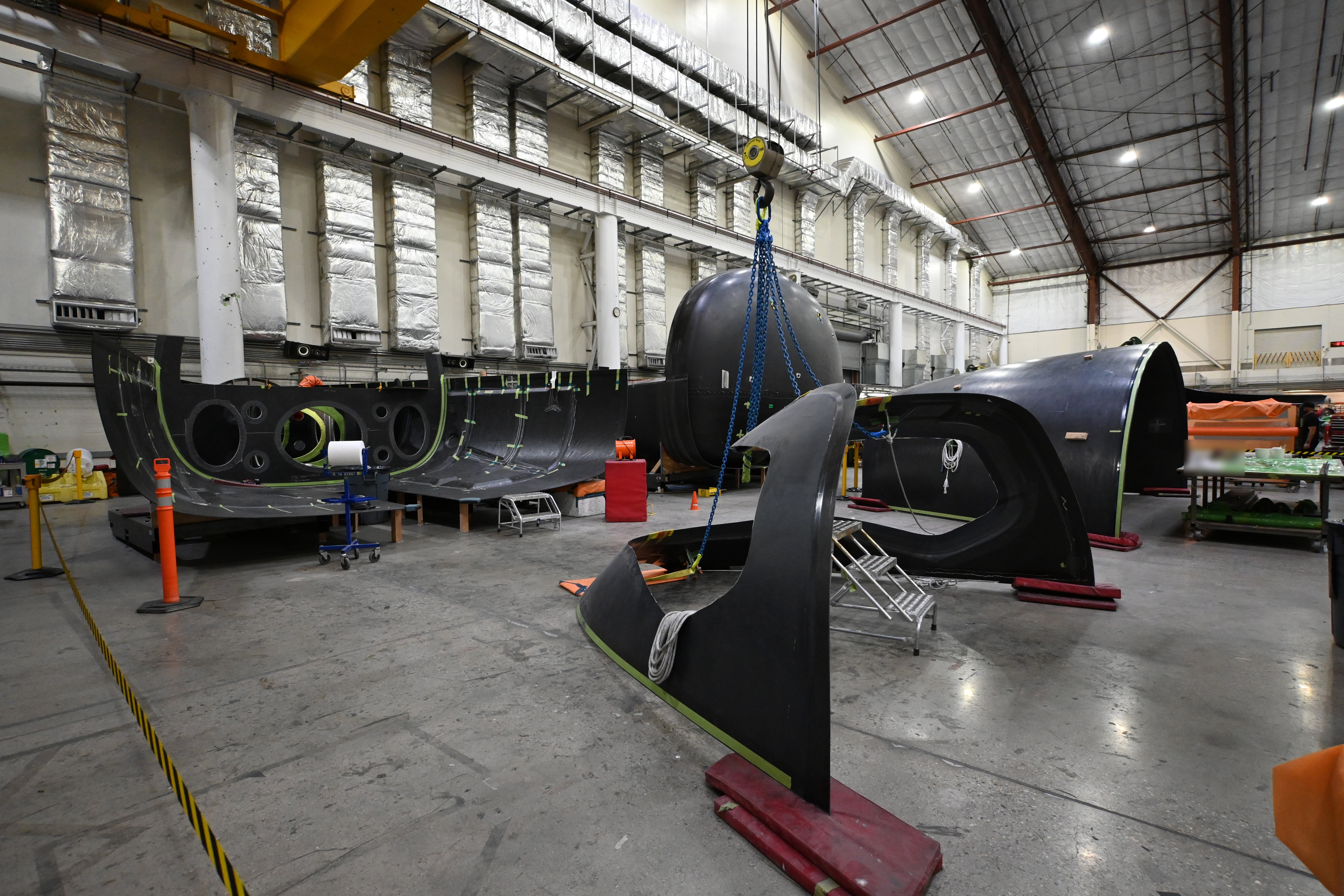 Lifting JetZero Jet1 Cockpit Section
