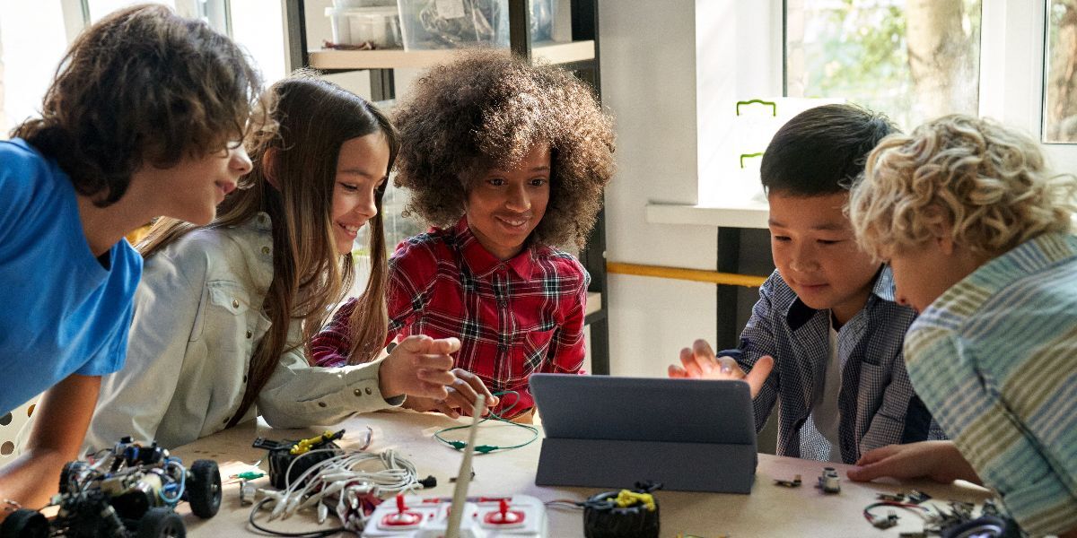 middle-school-stem-robotics-program-student-success-1200x600-1